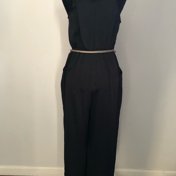 Super versatile Sz. S  J-Lo black jumpsuit. - Picture 3 of 4